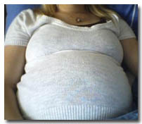 35 weeks pregnant belly