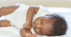 Read more about the article My 1-Month-Old Baby is Constipated: Reasons and Remedies