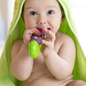 Is Your Baby Teething? 11 Infant Teething Symptoms to Know!