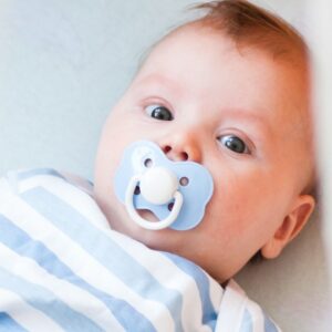 Baby Only Sleeps and Naps When Breastfeeding! Here’s What to Do (No Cry It Out)