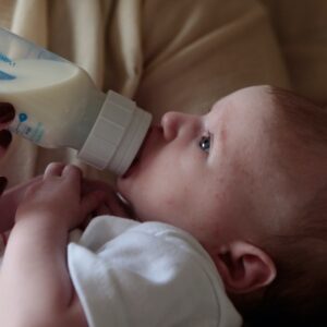 Is It Ok To Mix Formulas for Baby? Learn What is Safe and Not