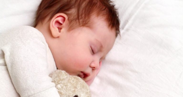 Read more about the article Baby Shakes After Waking Up: 9 Reasons to Investigate