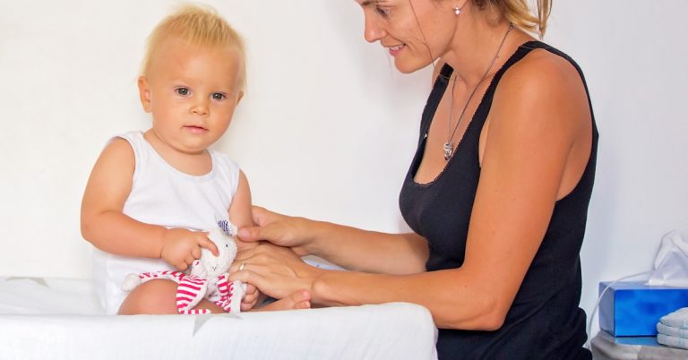 Read more about the article 1-Year-Old Baby Refuses Diaper Change: 8 Tips on What to Do!