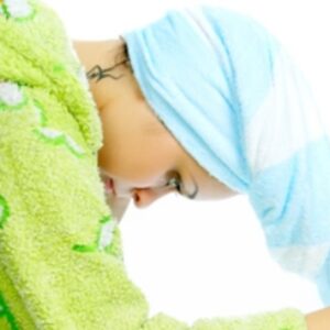 10 Simple & Effective Homemade Hair Treatments For New Moms