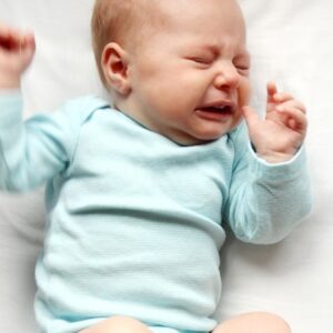 7 Tips When Baby Refuses Crib Sleeping – For a Happy, Peaceful Baby!
