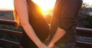 Read more about the article 7 Tips For Dad During Labor – To Be The Best Birth Partner