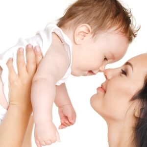 Attachment Parenting For Babies – Cuddle, Have Fun And Keep It Simple!