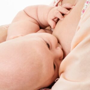 The Truth About Saggy Breasts From Breastfeeding – What Reseach Says!