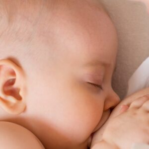 Dream Feeding Baby: Why, How to Make It Work, How To Stop
