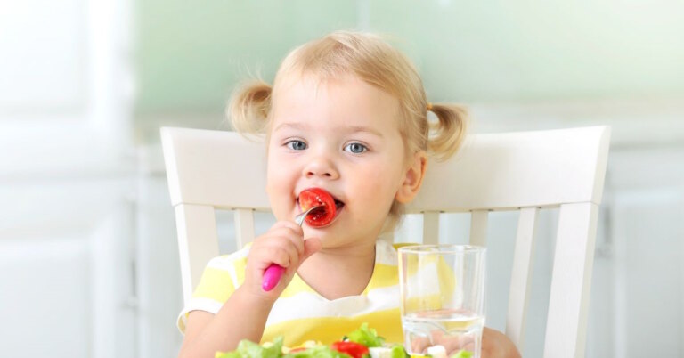 Read more about the article 7 Tips If Your Toddler Stopped Eating; Choose Fun over Fight!