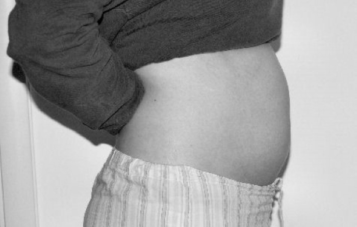 14 weeks pregnant belly