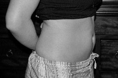 7 weeks pregnant belly