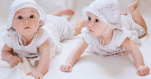 Read more about the article What to Expect When You’re Expecting Twins: Honest Interview