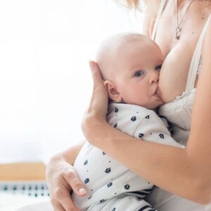 10 Great Breastfeeding Positions You Want to Master